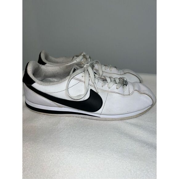 Nike Shoes - Nike Classic Cortez Leather Women's Size 9.5 Sneakers White Black